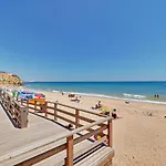 Albufeira Valley 2 With Pool By Homing Lejlighed Albufeira